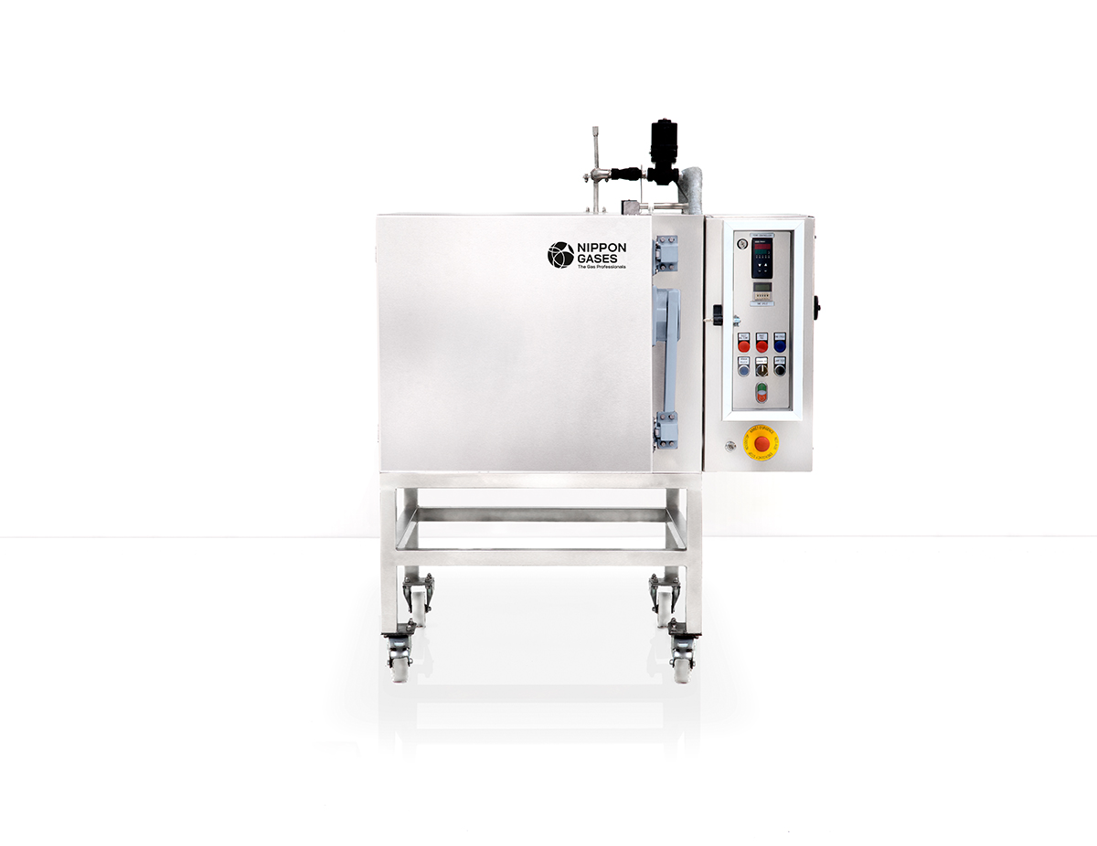 Cryogenic test cabinet